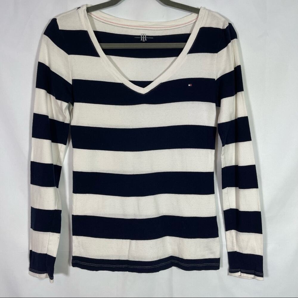 Tommy Hilfiger, Long Sleeve Striped Shirt, Size Small. In excellent condition!